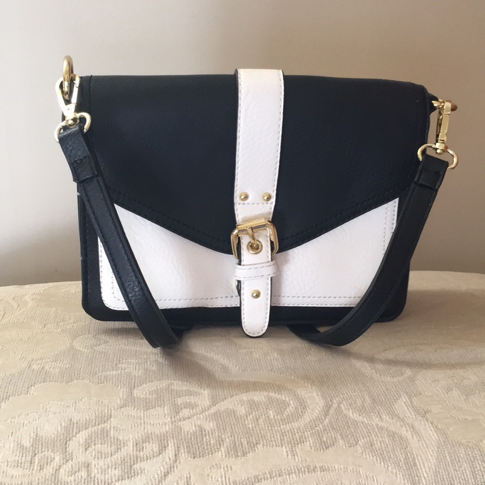 Charming Charlie small shoulder bag.